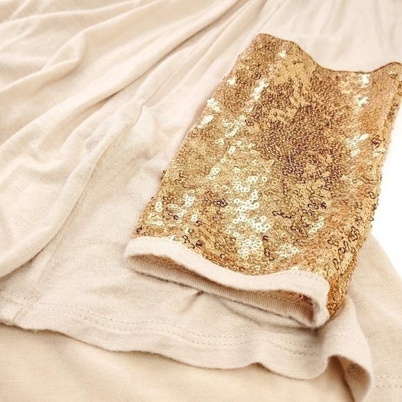 Sun & Moon 95% Rayon Sequined Cream Tunic Top M - Picture 3 of 8